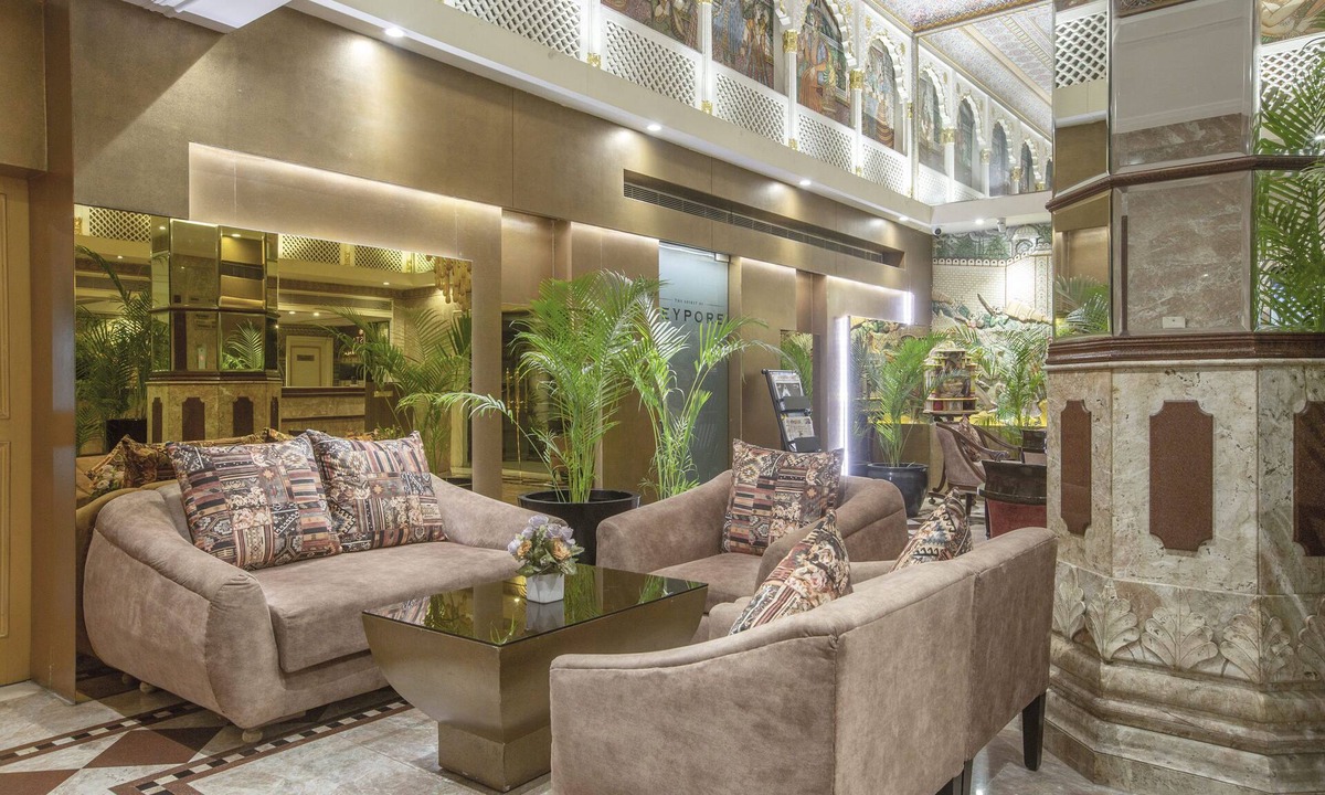 Panch Batti Hotel | Vesta Maurya Palace