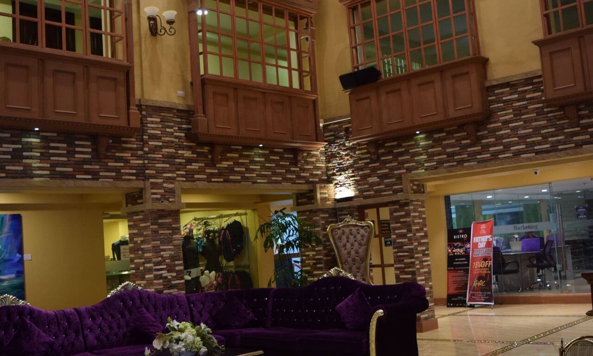 Naga Hotel | Villa Caceres Hotel