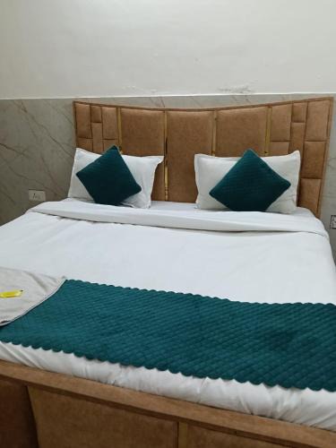 Malviya Nagar Hotel | Vk hotels