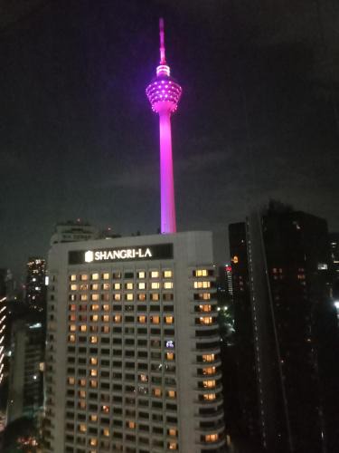 Golden Triangle Apartment | Vortex Suites KLCC by Comfy Stay