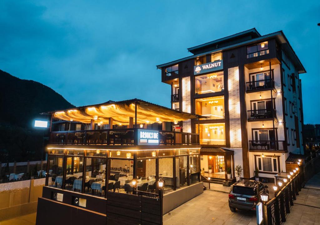 Pahalgam Resort | Walnut Village Resort