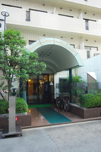 Naniwa Apartment | Weekly Green In Namba