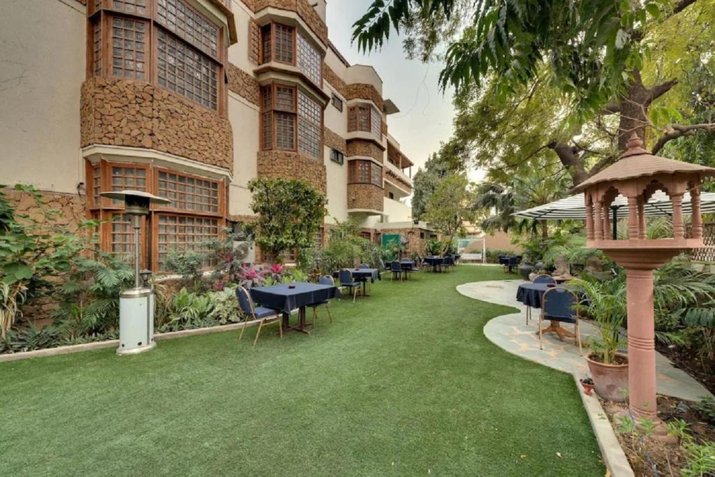 Paldi Hotel | WelcomHeritage Mani Mansion