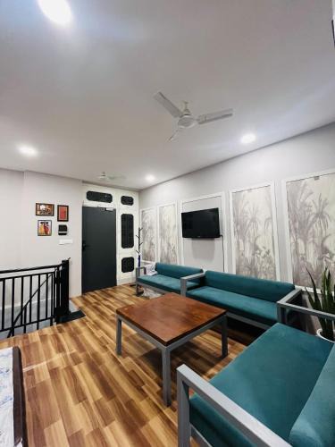 Lalkothi Apartment | Zayna By Namah