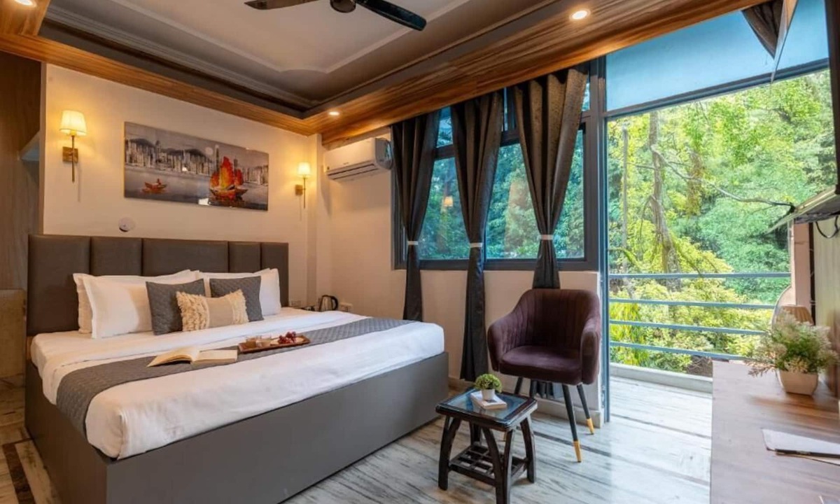 Tapovan Hostel | ZoukStayz