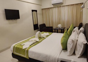 Chandra Inn