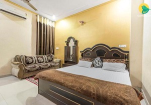 Guesthouse with parking in Arvind Nagar, Jaipur, by GuestHouser 38810