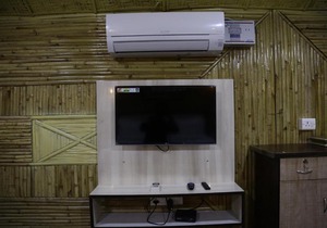 hotel bamboo castle