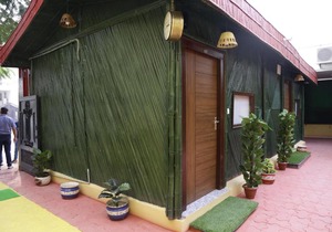 hotel bamboo castle