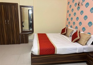 HOTEL MAHIMA PALACE