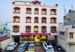 Hotel Muskan Palace