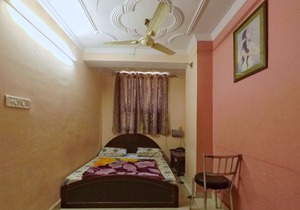Hotel Narayani Palace