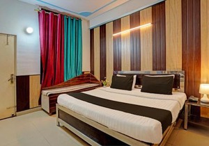 Hotel O Greno House Near PVR Ansal Plaza Greater Noida