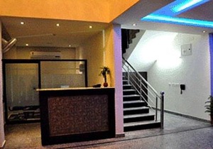 Hotel Seven Seas