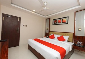 OYO 14759 Hotel President