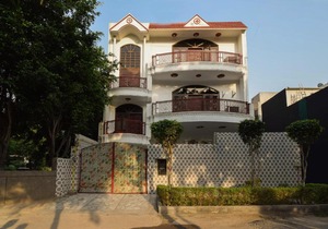 OYO 22505 Happy Valley Hotel