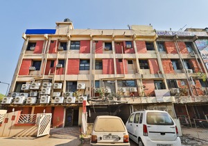 OYO 27689 Hotel Haveli Inn