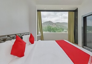 OYO 40085 Hotel Celebration