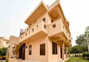 R41-A Boutique Hotel