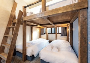 Well Stay Namba Quadruple Room/Osaka Ōsaka