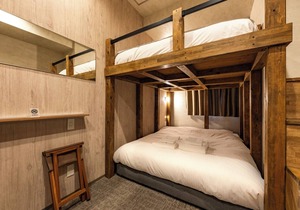 Well Stay Namba Quadruple Room 2 Double Beds/Osaka Ōsaka