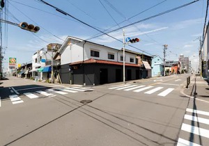 Yagara Terrace House B