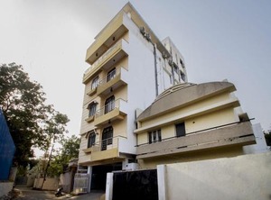 Fabhotel Park Heights Banjara Hills | Green Valley