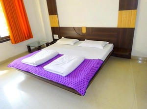 Oyo Hotel Haveli Inn | Gandhinagar