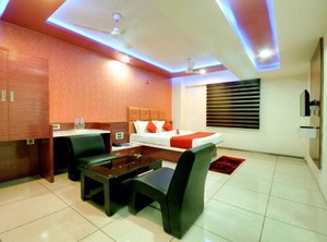Hotel Hillton Inn | Gandhinagar