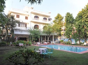 Hotel | Bani Park