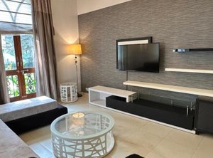 Riviera Hermitage | Arpora