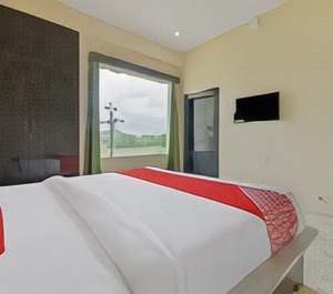 Oyo Hotel Celebration 