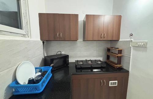 Pondicherry Beach Apartment | 1 BHK Apartment Near Rock Beach, White Town, Ashram