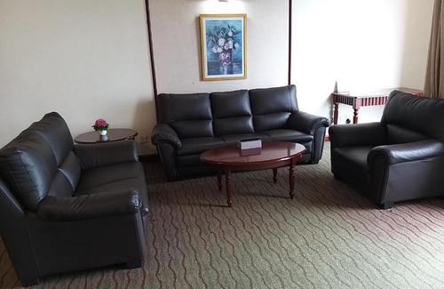 Imbi Apartment | 100 100 Suite at Times Square