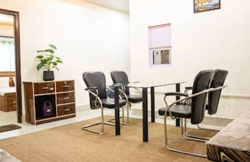 Varanasi Apartment | 100 m² Apartment ∙ 2 bedrooms ∙ 5 guests