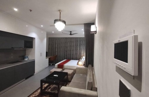 Noida House | 100 m² House ∙ 1 bedroom ∙ 2 guests