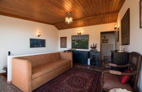 Mallital House | 100 m² House ∙ 3 bedrooms ∙ 6 guests