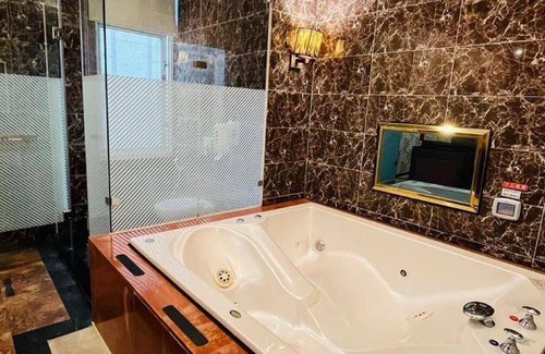 Beitou Hotel | 100 m² Motel ∙ 5 guests