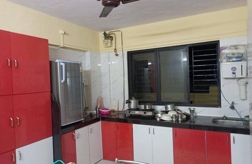 Thane West House | 1000 m² Bungalow ∙ 1 bedroom ∙ 2 guests