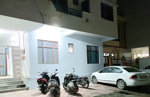Fatehpura Apartment | 102 m² Apartment ∙ 3 bedrooms ∙ 5 guests