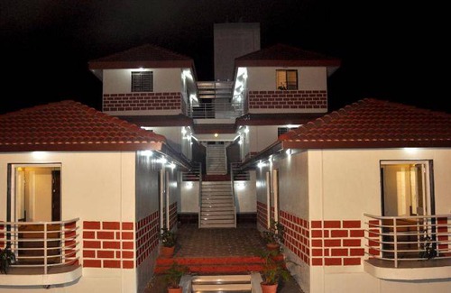 Panhala Resort | 120 m² Resort ∙ 4 guests