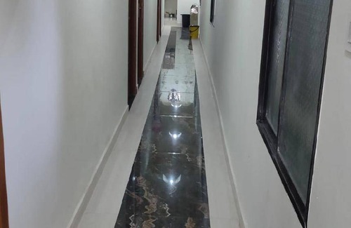 Bettiah Hotel | 13 m² Hotel ∙ 4 guests