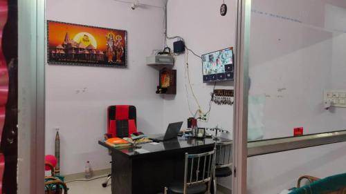Bettiah Hotel | 13 m² Hotel ∙ 4 guests