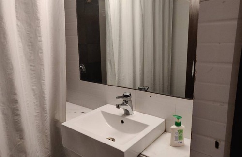 Bandra East Apartment | 130 m² Apartment ∙ 4 bedrooms ∙ 12 guests