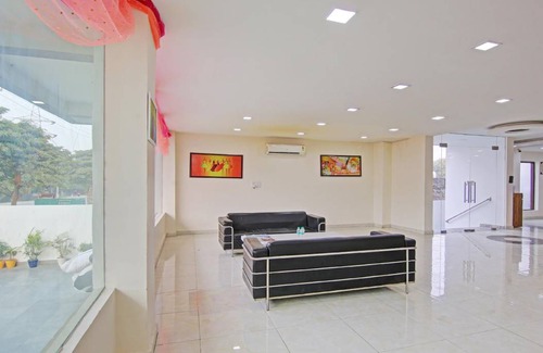 Noida Hotel | 15 m² Hotel ∙ 5 guests