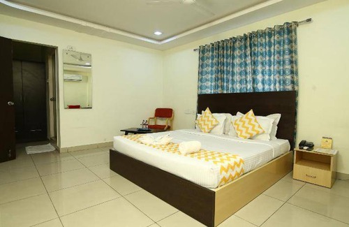 HITEC City Hotel | 150 m² Hotel ∙ 3 guests