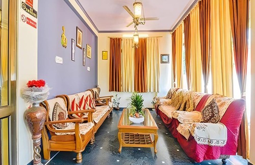 Bani Park Hotel | 150 m² Hotel ∙ 2 guests