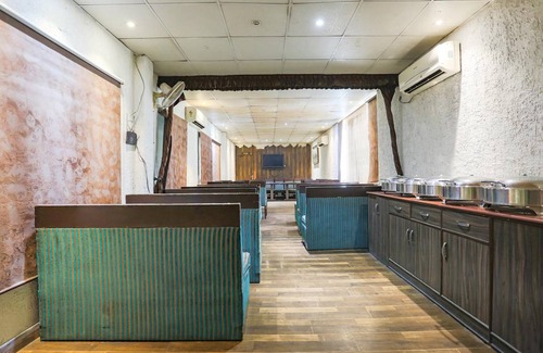 Patel Nagar Hotel | 150 m² Hotel ∙ 2 guests