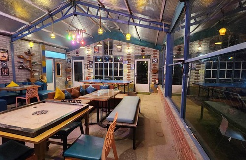 Dhanaulti Resort | 150 m² Resort ∙ 2 bedrooms ∙ 4 guests