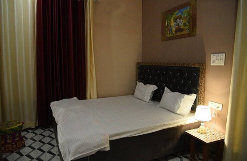 Amer Fort Road Apartment | 1500 m² Apartment ∙ 4 bedrooms ∙ 8 guests